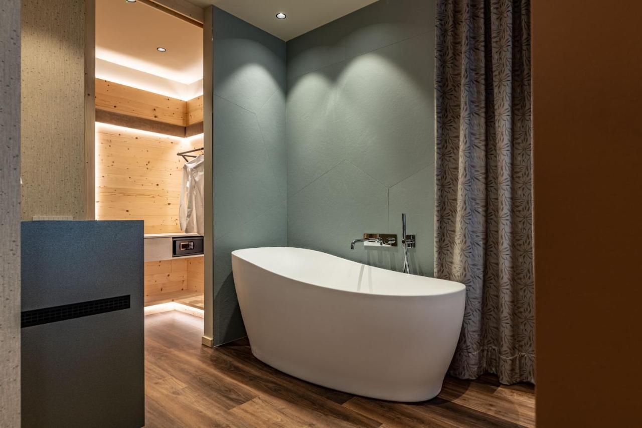 Calepina Alpine Suite Trento Bagian luar foto